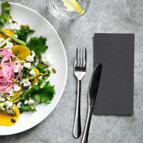 477881 Tork Soft Lunch szalvéta 1/8 Hajtott Fekete