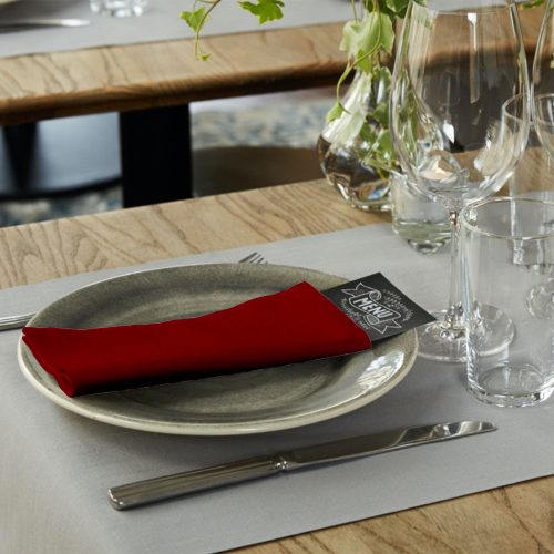 478148 Tork Premium Linstyle Dinner textilhatású szalvéta Bordó